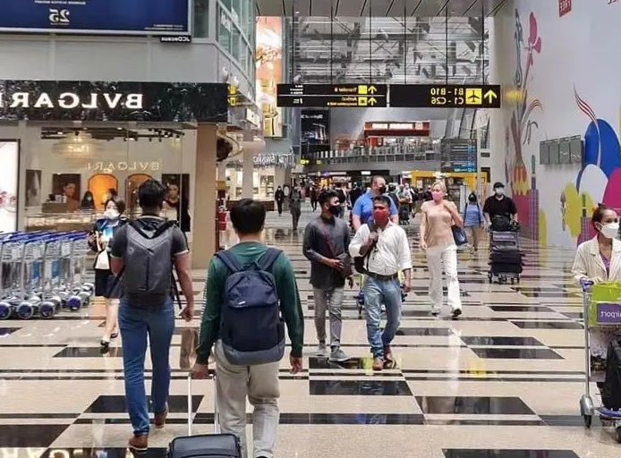 After Deltacron, A New Mutant Strain Emerges: Singapore's Passenger Arrivals And Departures Soar After Deltacron, A New Mutant Strain Emerges: Singapore's Passenger Arrivals And Departures Soar